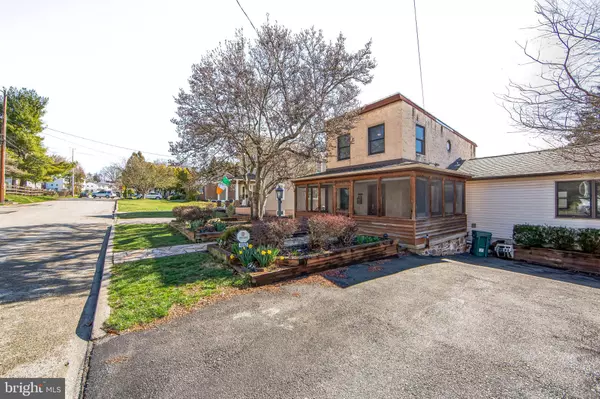 Lafayette Hill, PA 19444,4052 CENTER AVE