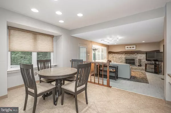 Feasterville Trevose, PA 19053,935 EDGEWOOD LN