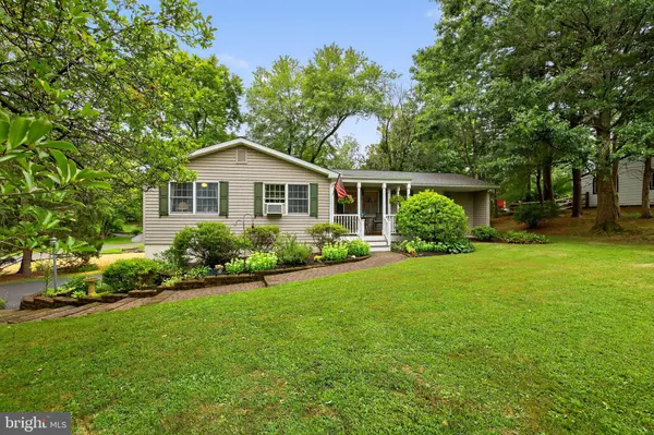 New Hope, PA 18938,13 WALTON DR