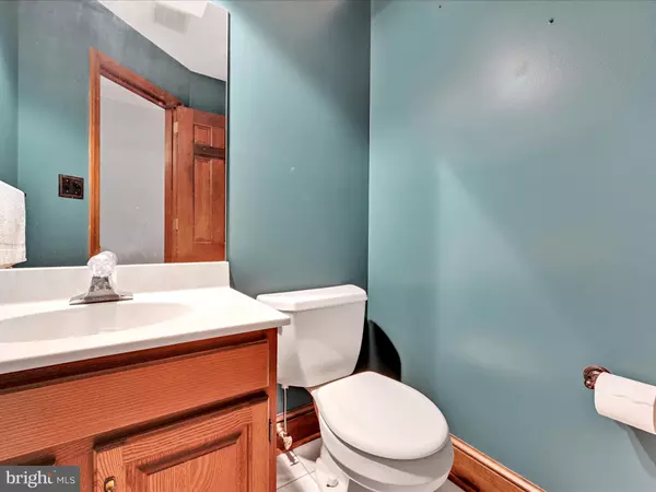 Columbia, PA 17512,139 STRICKLER RUN DR