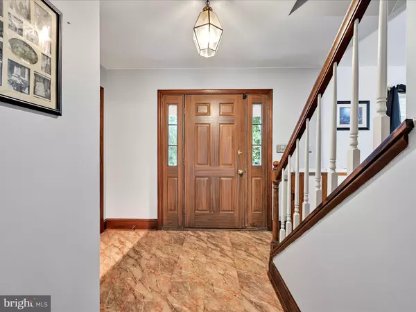 Columbia, PA 17512,139 STRICKLER RUN DR