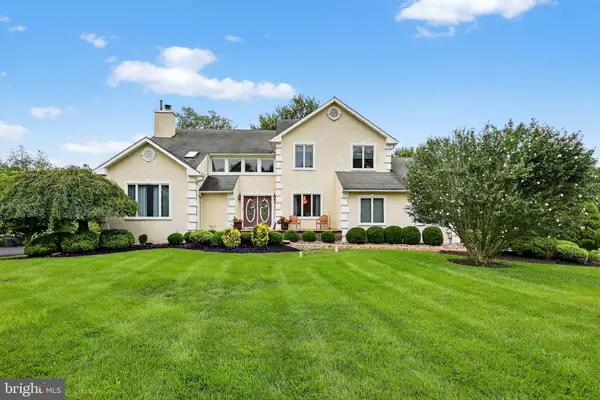 Burlington, NJ 08016,16 DOGWOOD DR