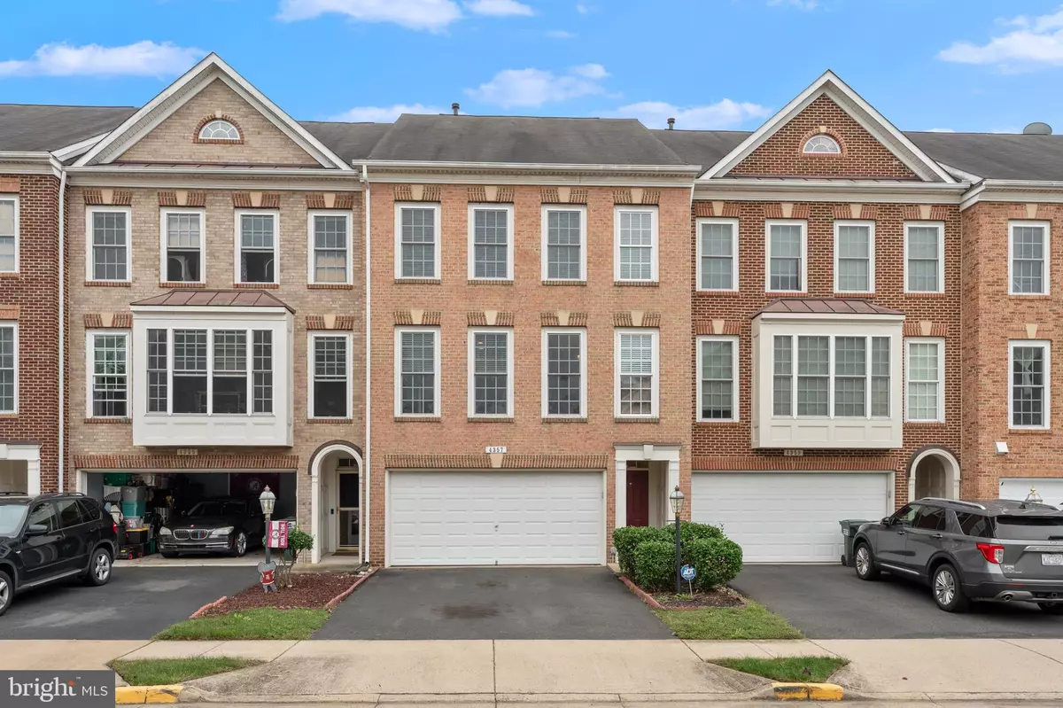 Dumfries, VA 22025,4357 PALTON DR