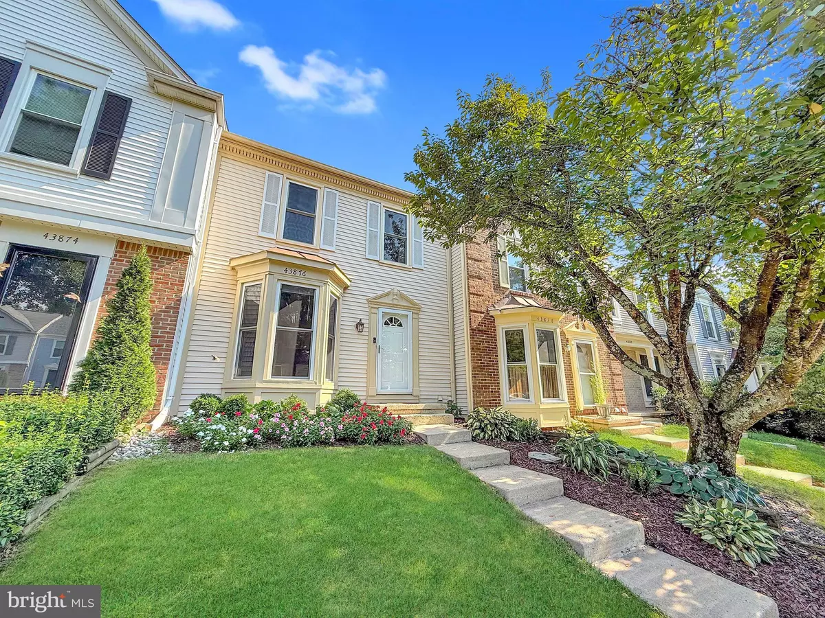 Ashburn, VA 20147,43876 LABURNUM SQ