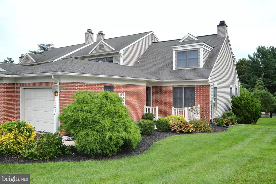 1834 SPRING RIDGE LN, Lancaster, PA 17603