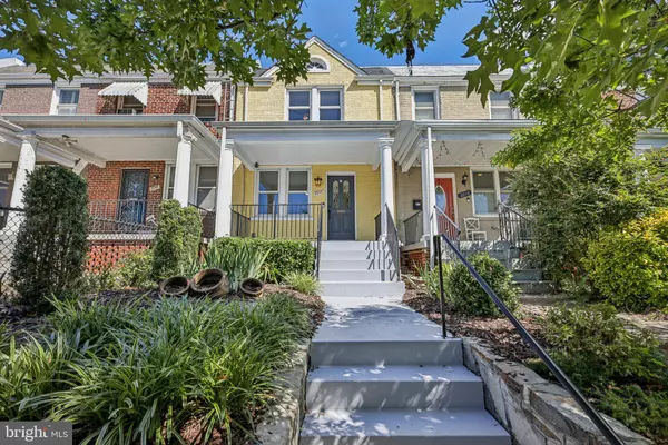 2008 C ST NE, Washington, DC 20002