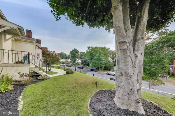 Oxon Hill, MD 20745,5612 DELAWARE DR