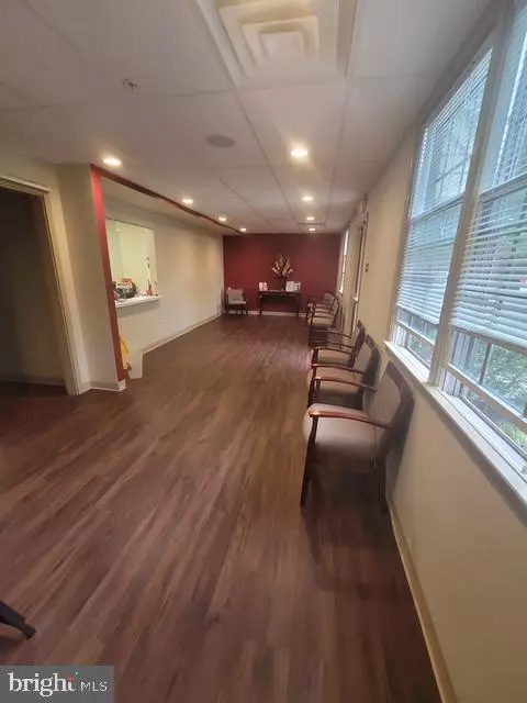 Yardley, PA 19067,385 OXFORD VALLEY RD #310