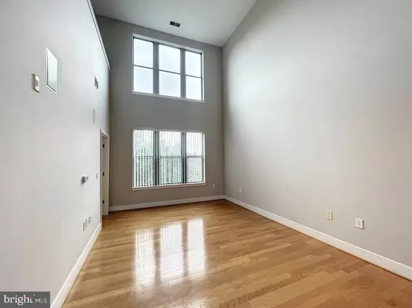 Arlington, VA 22201,1800 WILSON BLVD #430