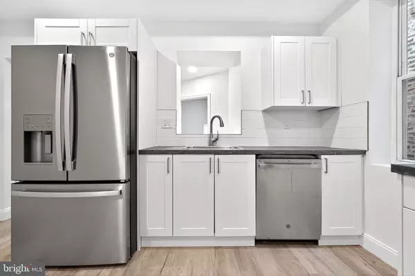 Philadelphia, PA 19127,153 HERMITAGE ST