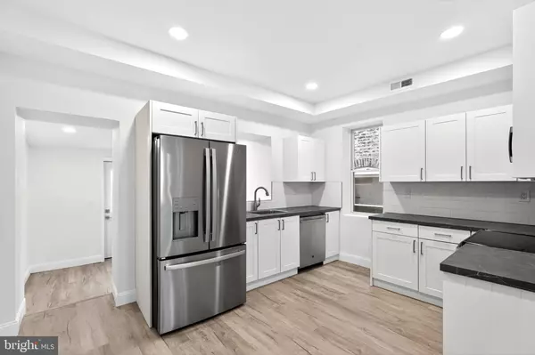 Philadelphia, PA 19127,153 HERMITAGE ST