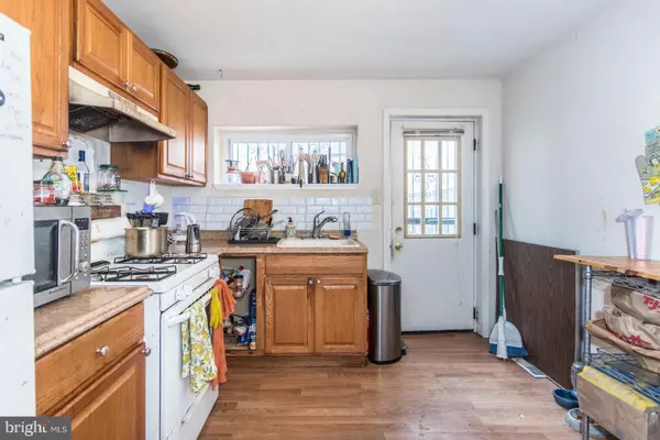 Philadelphia, PA 19125,215 BELGRADE ST