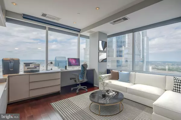 Philadelphia, PA 19102,50 S 16TH ST #4504