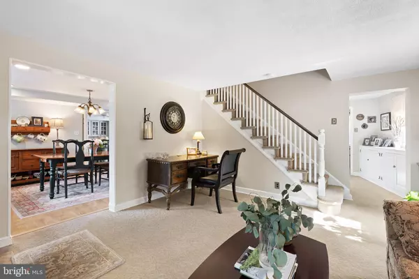 Oreland, PA 19075,536 DRAYTON RD