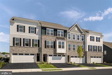 68 RAIL YARD DR, Enola, PA 17025