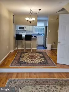 Philadelphia, PA 19146,2501-00 CHRISTIAN ST #405