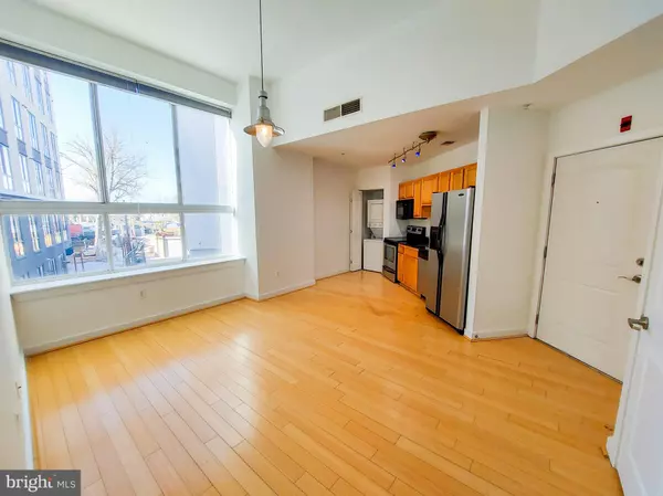 Washington, DC 20011,5885 COLORADO AVE NW #106