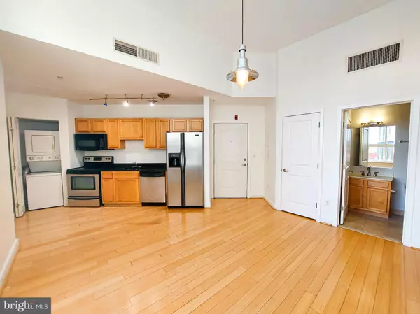 Washington, DC 20011,5885 COLORADO AVE NW #106