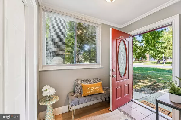 Waldorf, MD 20602,1 KING JAMES PL