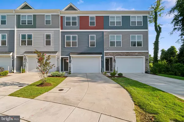 7811 WOLF RUN LN, Severn, MD 21144