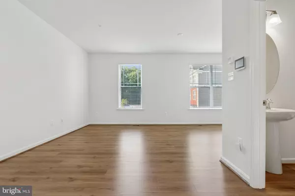 Severn, MD 21144,7811 WOLF RUN LN