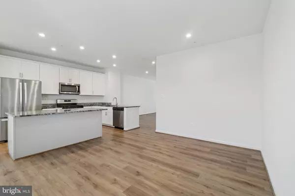 Severn, MD 21144,7811 WOLF RUN LN