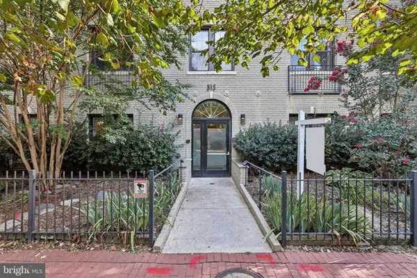 Washington, DC 20002,315 G ST NE #304