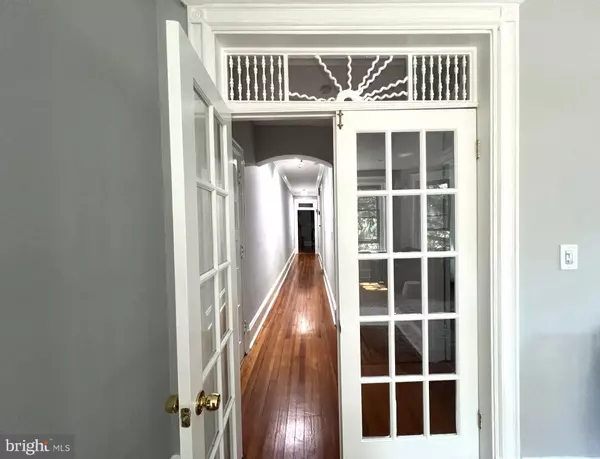 Washington, DC 20009,1419 R ST NW #33