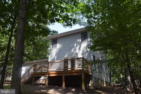 Cross Junction, VA 22625,100 GREENBRIAR CIR
