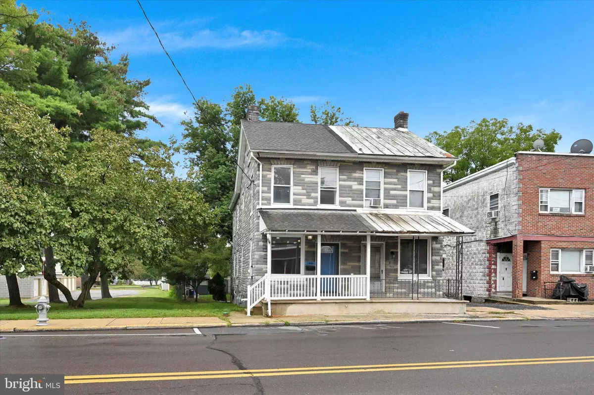 Sinking Spring, PA 19608,3964 PENN AVE