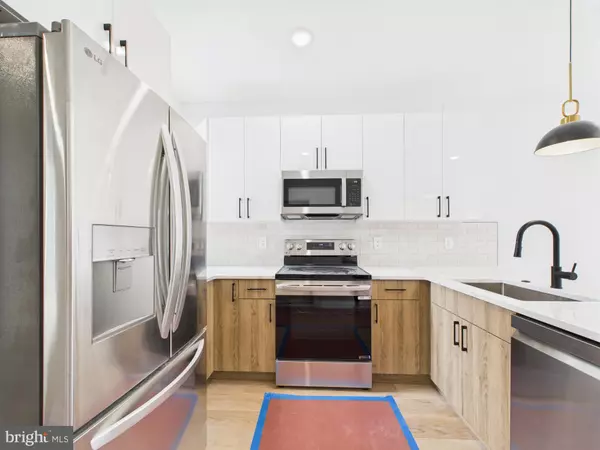 Philadelphia, PA 19146,1326 S GROVE ST #2