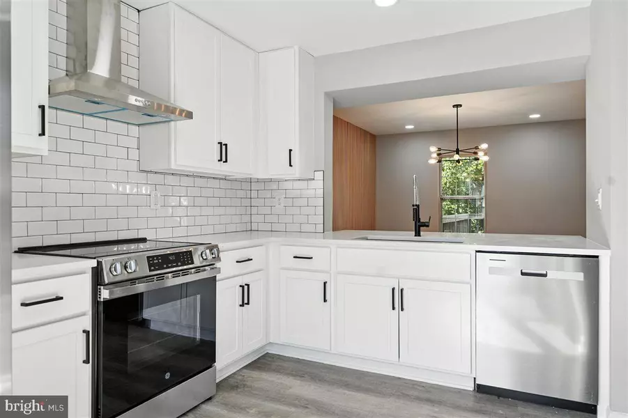 12005 CRIMSON LN #221, Silver Spring, MD 20904