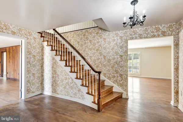 Westminster, MD 21157,919 WINCHESTER DR