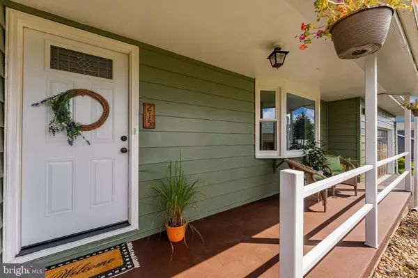 Oakland, MD 21550,215 N 10TH ST