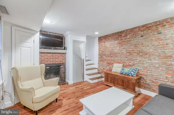 813 KATER ST #B, Philadelphia, PA 19147