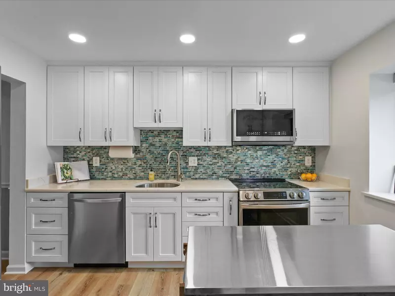 2848 JERMANTOWN RD, Oakton, VA 22124