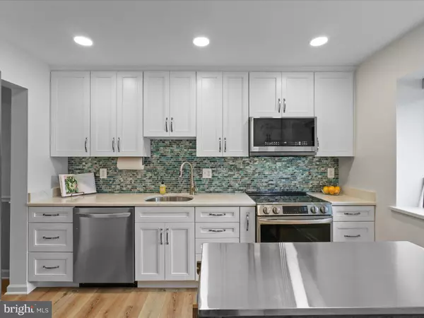 2848 JERMANTOWN RD,  Oakton,  VA 22124