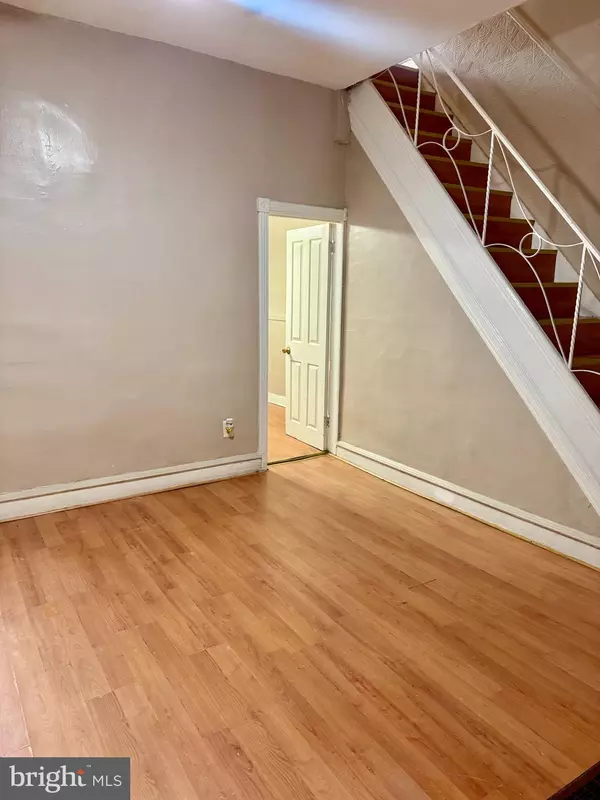 Philadelphia, PA 19132,2440 N HOLLYWOOD ST