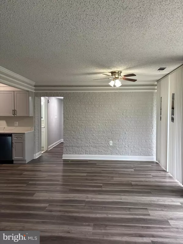 Hyattsville, MD 20783,1826 METZEROTT RD #B-2