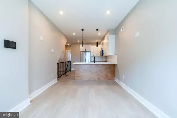 Philadelphia, PA 19122,2048 N 3RD ST #1