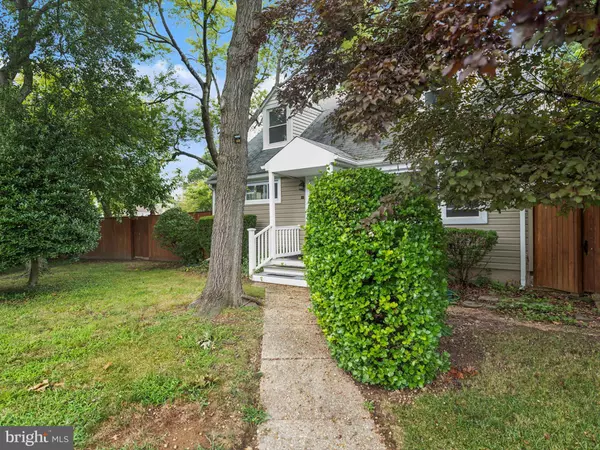 Glen Burnie, MD 21060,109 LOUISE TER