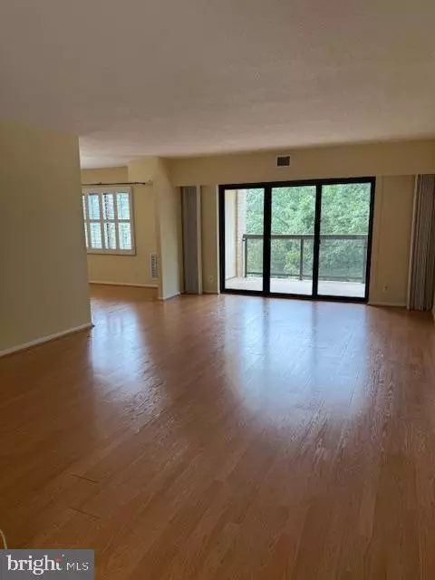 Alexandria, VA 22304,205 YOAKUM PKWY #626
