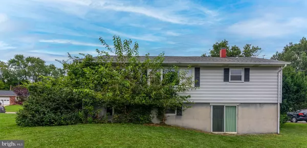 Reisterstown, MD 21136,812 SUBURBIAN RD