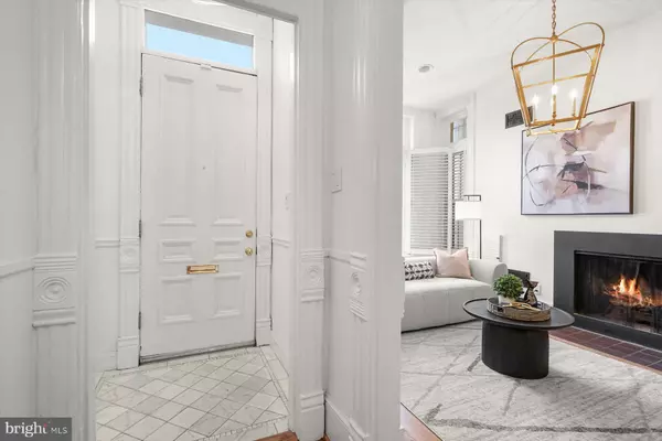 Washington, DC 20002,433 10TH ST NE