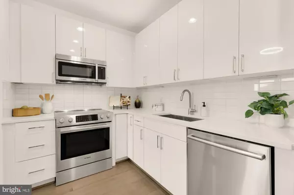 Washington, DC 20003,1500 PENNSYLVANIA AVE SE #305