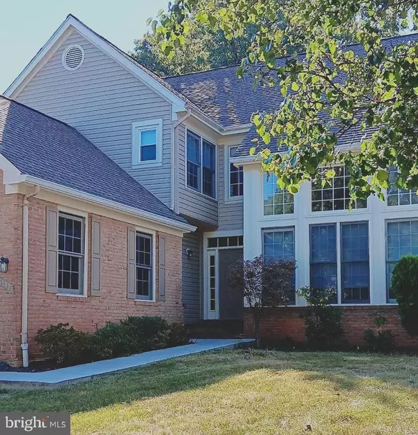 8907 BRAE BROOKE DR, Lanham, MD 20706