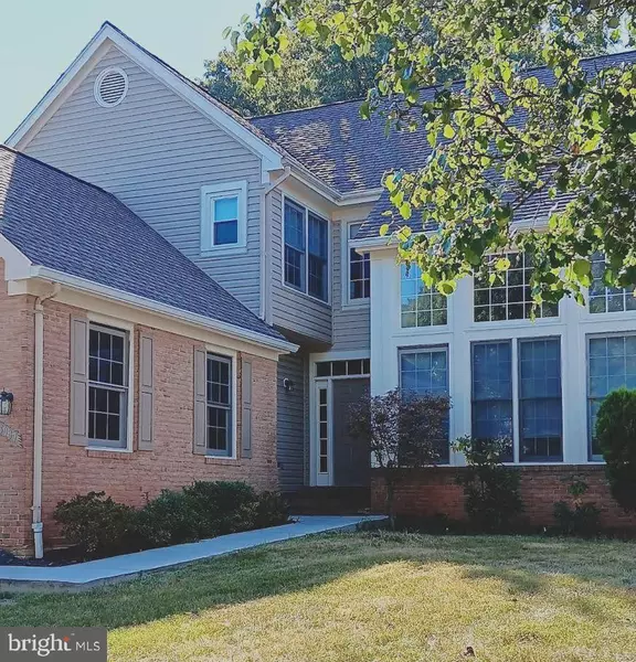 8907 BRAE BROOKE DR, Lanham, MD 20706