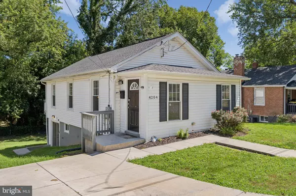 4204 URN ST, Capitol Heights, MD 20743