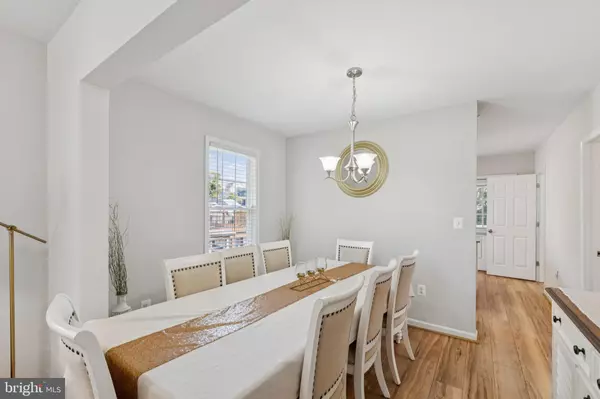 Capitol Heights, MD 20743,4204 URN ST