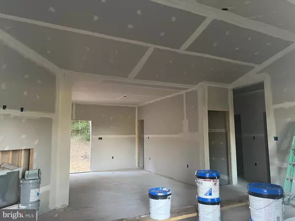 Shenandoah Junction, WV 25442,1348 WHITMER ROAD